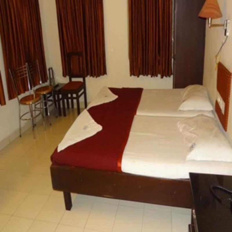 Mjm Plaza Hotel Kochi Ngoại thất bức ảnh